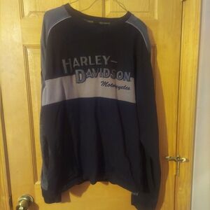 Men's size Large Harley Davidson long sleeve shirt
